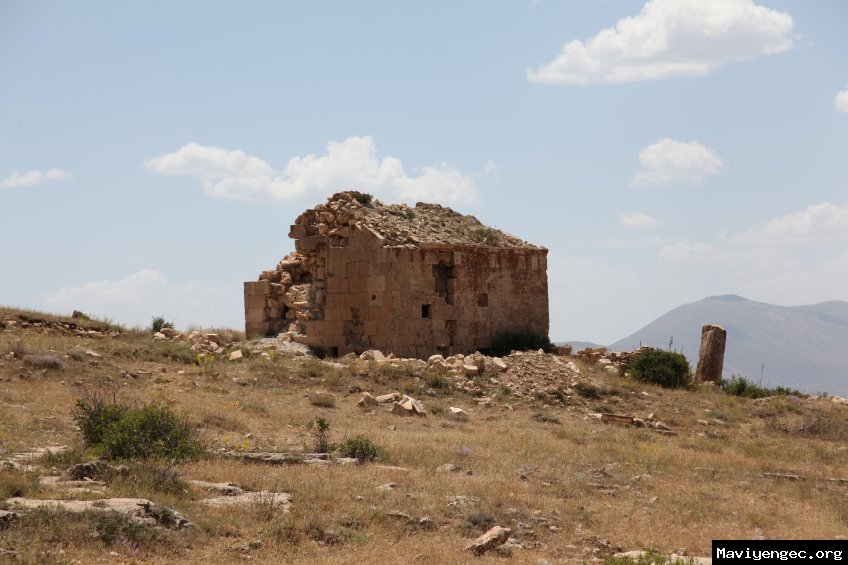 ERZİNCAN- Tercan-Üçpınar-Abrenk Kilisesi